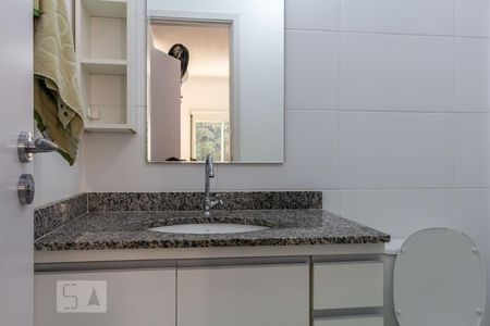 Apartamento para alugar com 68m², 2 quartos e 1 vagaSuíte - Banheiro