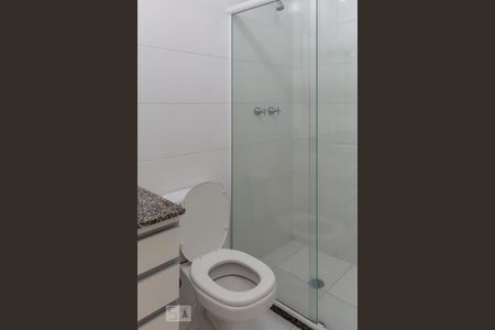 Apartamento para alugar com 68m², 2 quartos e 1 vagaSuíte - Banheiro