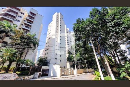 Apartamento à venda com 97m², 3 quartos e 2 vagasFachada