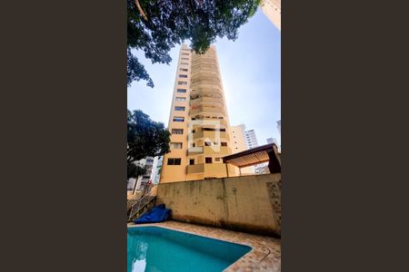Apartamento à venda com 97m², 3 quartos e 2 vagasFachada