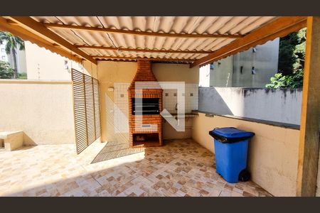 Apartamento à venda com 97m², 3 quartos e 2 vagasÁrea comum - Churrasqueira