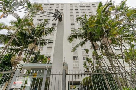 Apartamento à venda com 45m², 1 quarto e 1 vagaFachada