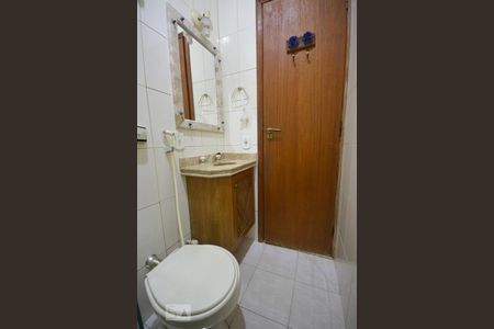 Apartamento para alugar com 160m², 3 quartos e 1 vaga Apartamento para alugar com 160m², 3 quartos e 1 vagaBanheiro Social 1