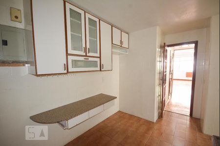 Apartamento para alugar com 160m², 3 quartos e 1 vaga Apartamento para alugar com 160m², 3 quartos e 1 vagaCozinha