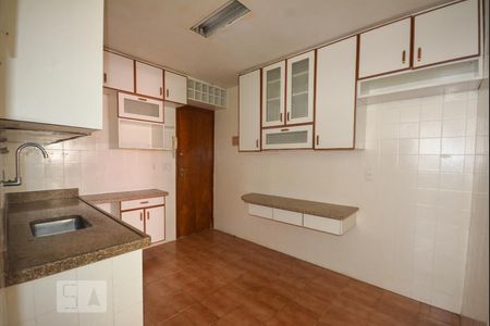 Apartamento para alugar com 160m², 3 quartos e 1 vaga Apartamento para alugar com 160m², 3 quartos e 1 vagaCozinha