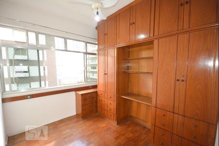 Apartamento para alugar com 160m², 3 quartos e 1 vaga Apartamento para alugar com 160m², 3 quartos e 1 vagaQuarto 3 - Armários