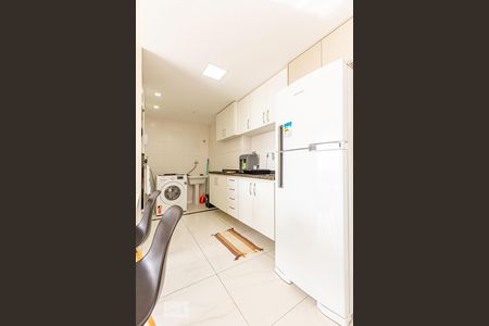 Apartamento para alugar com 62m², 2 quartos e 1 vagaCozinha e Área de Serviço