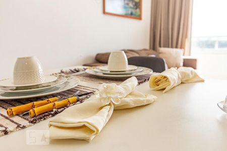 Sala de apartamento para alugar com 2 quartos, 62m² em Caminho das Árvores, Salvador