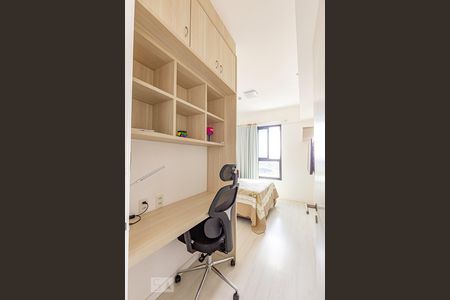 Suíte 1 de apartamento para alugar com 2 quartos, 62m² em Caminho das Árvores, Salvador