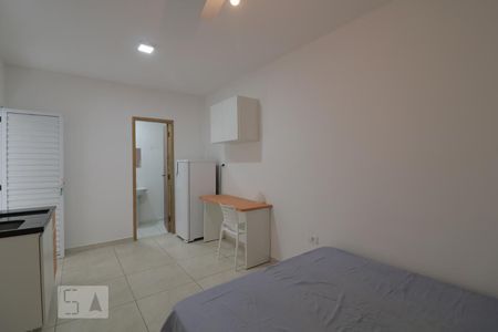 Quarto / Cozinha  de kitnet/studio para alugar com 1 quarto, 20m² em Belenzinho, São Paulo