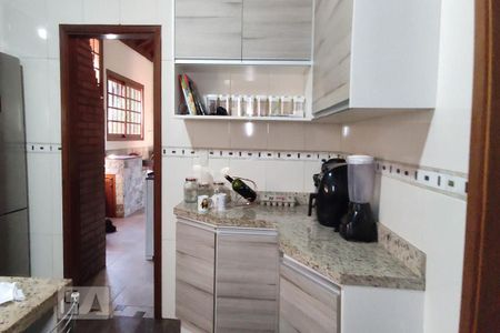 Casa à venda com 350m², 4 quartos e 1 vagaCozinha