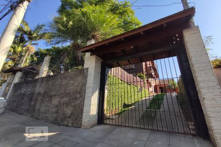 Casa à venda com 350m², 4 quartos e 1 vagaFachada