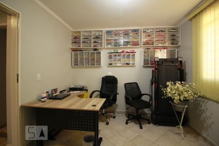 Casa à venda com 300m², 4 quartos e 6 vagasQuarto