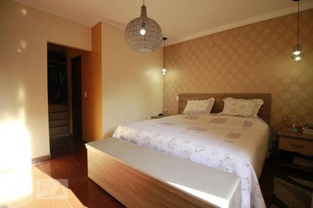 Casa à venda com 300m², 4 quartos e 6 vagasQuarto