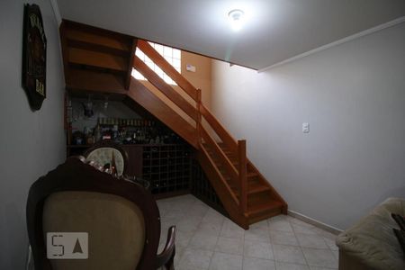 Casa à venda com 300m², 4 quartos e 6 vagasSala