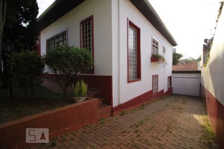 Casa à venda com 300m², 4 quartos e 6 vagasÁrea Externa