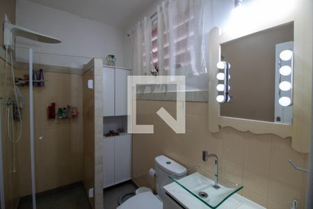 Casa à venda com 160m², 3 quartos e 2 vagas Casa à venda com 160m², 3 quartos e 2 vagasBanheiro