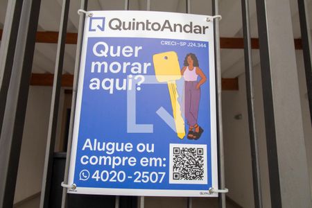 Casa à venda com 160m², 3 quartos e 2 vagas Casa à venda com 160m², 3 quartos e 2 vagasPlaquinha GLVH-281