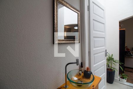 Casa à venda com 160m², 3 quartos e 2 vagas Casa à venda com 160m², 3 quartos e 2 vagasLavabo