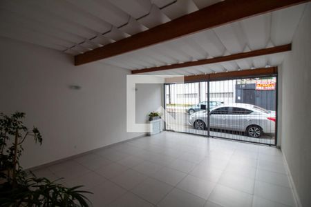 Casa à venda com 160m², 3 quartos e 2 vagas Casa à venda com 160m², 3 quartos e 2 vagasGaragem