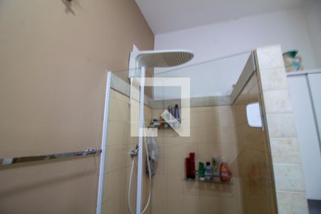 Casa à venda com 160m², 3 quartos e 2 vagas Casa à venda com 160m², 3 quartos e 2 vagasBanheiro