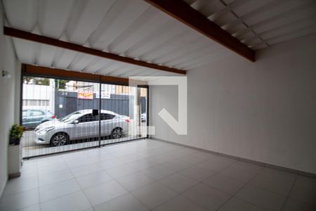 Casa à venda com 160m², 3 quartos e 2 vagas Casa à venda com 160m², 3 quartos e 2 vagasGaragem