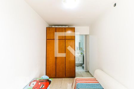 Casa à venda com 160m², 3 quartos e 2 vagas Casa à venda com 160m², 3 quartos e 2 vagasRouparia