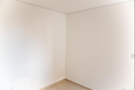 Quarto 1 de apartamento para alugar com 2 quartos, 40m² em Itaquera, São Paulo