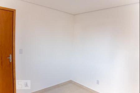 Quarto 1 de apartamento para alugar com 2 quartos, 40m² em Itaquera, São Paulo
