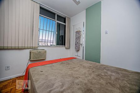 Quarto 1 de apartamento para alugar com 2 quartos, 36m² em Centro, Niterói