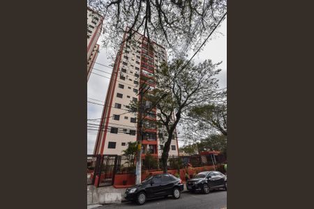 Apartamento para alugar com 75m², 2 quartos e 2 vagas Apartamento para alugar com 75m², 2 quartos e 2 vagasFachada