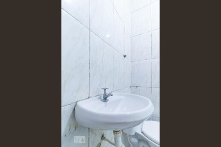 Casa para alugar com 40m², 1 quarto e sem vagaBanheiro - Torneira