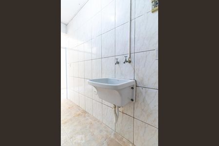 Casa para alugar com 40m², 1 quarto e sem vagaÁrea de Serviço