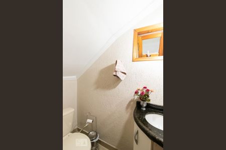 Casa à venda com 156m², 3 quartos e 4 vagas Casa à venda com 156m², 3 quartos e 4 vagasLavabo