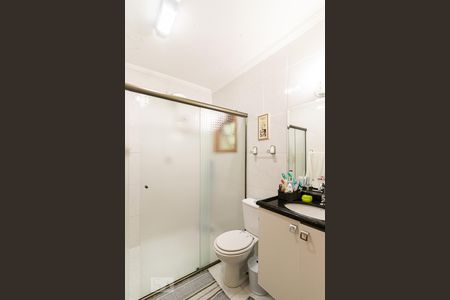 Casa à venda com 156m², 3 quartos e 4 vagas Casa à venda com 156m², 3 quartos e 4 vagasBanheiro da Suíte