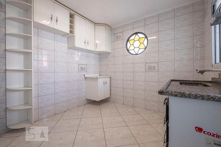 Casa à venda com 90m², 2 quartos e 1 vaga Casa à venda com 90m², 2 quartos e 1 vagaCozinha