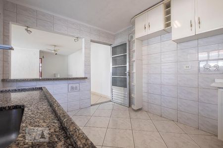 Casa à venda com 90m², 2 quartos e 1 vaga Casa à venda com 90m², 2 quartos e 1 vagaCozinha