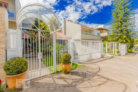 Casa à venda com 650m², 6 quartos e 5 vagasFachada