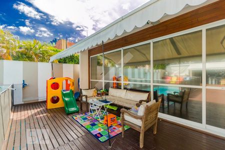 Casa à venda com 650m², 6 quartos e 5 vagasPiscina