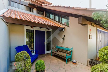 Casa à venda com 650m², 6 quartos e 5 vagasFachada