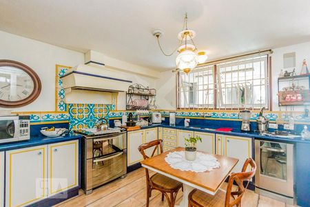 Casa à venda com 650m², 6 quartos e 5 vagasCozinha 1