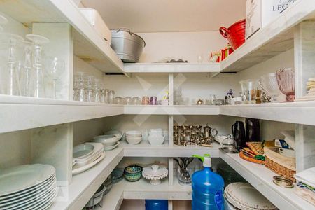 Casa à venda com 650m², 6 quartos e 5 vagasCozinha 1