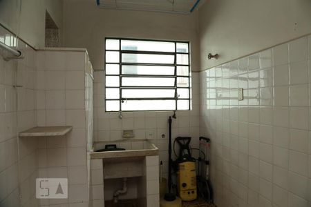 Casa para alugar com 252m², 4 quartos e 1 vagaÁrea de Serviço