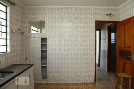 Casa para alugar com 252m², 4 quartos e 1 vagaCozinha