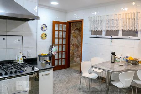 Casa à venda com 540m², 4 quartos e 5 vagasCozinha