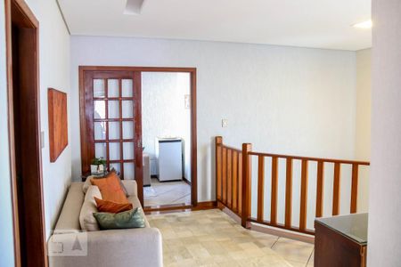 Casa à venda com 540m², 4 quartos e 5 vagasSala 2