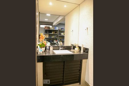 Casa à venda com 540m², 4 quartos e 5 vagasEscritório