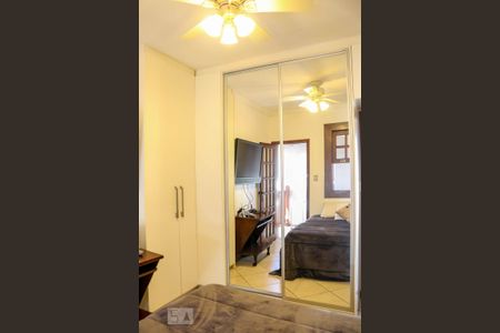 Casa à venda com 540m², 4 quartos e 5 vagasQuarto 2