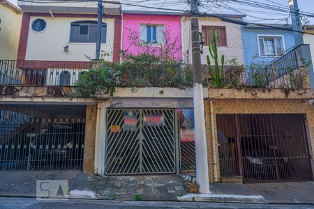 Casa à venda com 160m², 3 quartos e 1 vagaFachada