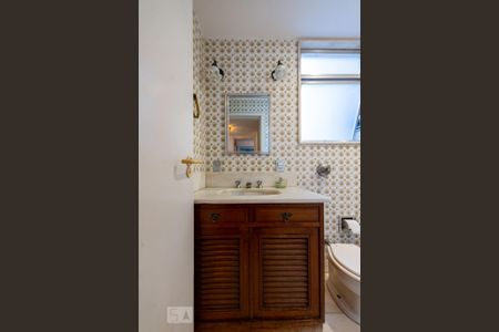 Apartamento para alugar com 150m², 3 quartos e 1 vaga Apartamento para alugar com 150m², 3 quartos e 1 vagaBanheiro Social